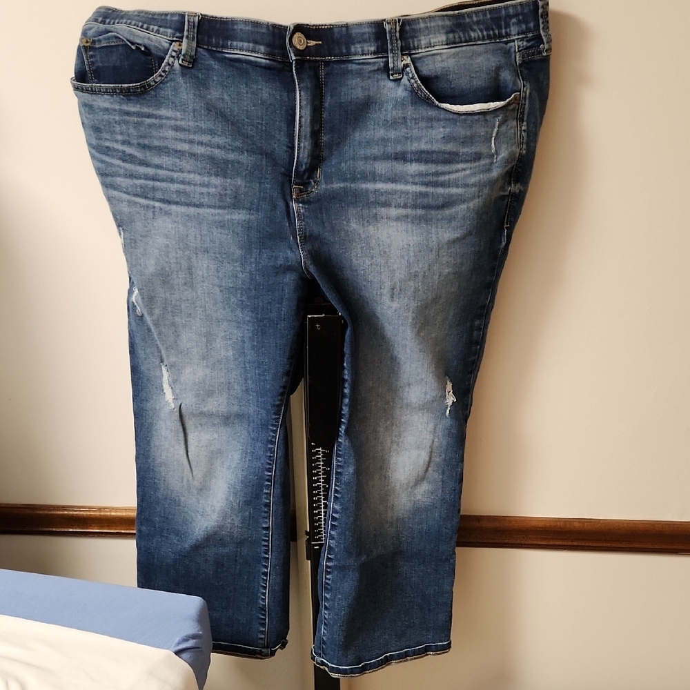 TORRID SKY HIGH KICK BOOT- CAPRIS. 20 SHORT. Like New